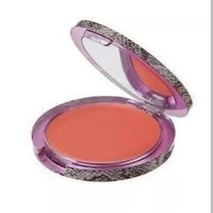 New Mally Beauty Age Rebel All Over Color Peachy Dew.